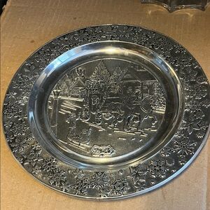 Elegant Silver Decorative Plate
Christmas 1984